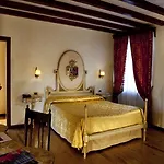 Castello Della Castelluccia 4* Rom