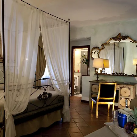 Castello Della Castelluccia Szálloda 4*