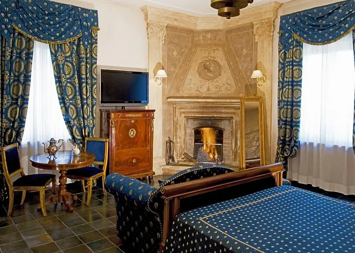 Castello Della Castelluccia 4* Rome