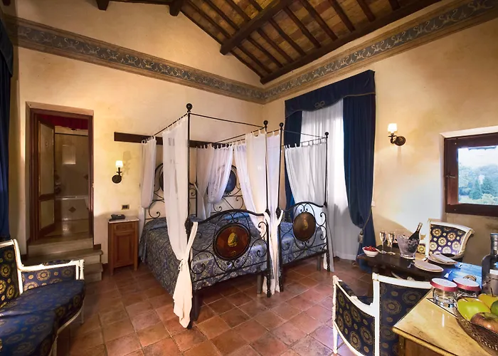 Castello Della Castelluccia Hotel