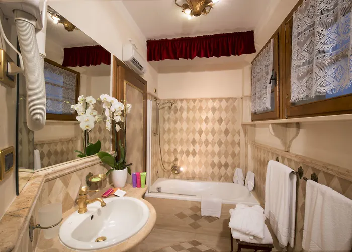 Castello Della Castelluccia Hotel