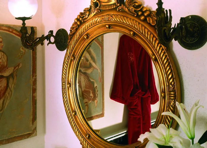 Castello Della Castelluccia Hotel 4*